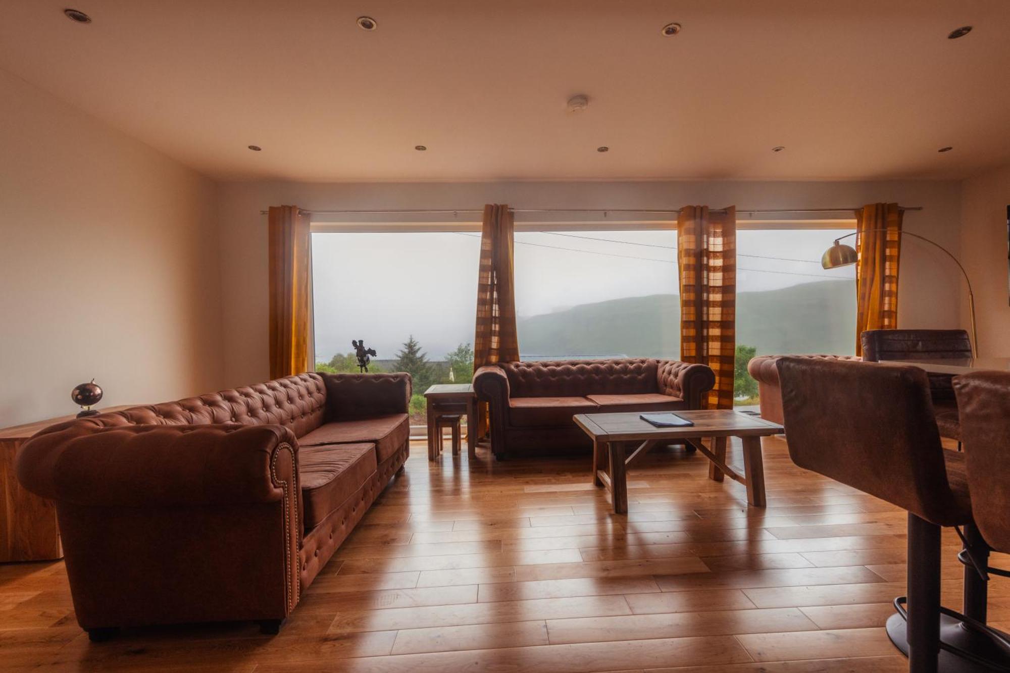 Luxury Cottage With Stunning Views By Fairy Pools 4 Carbost  Zewnętrze zdjęcie
