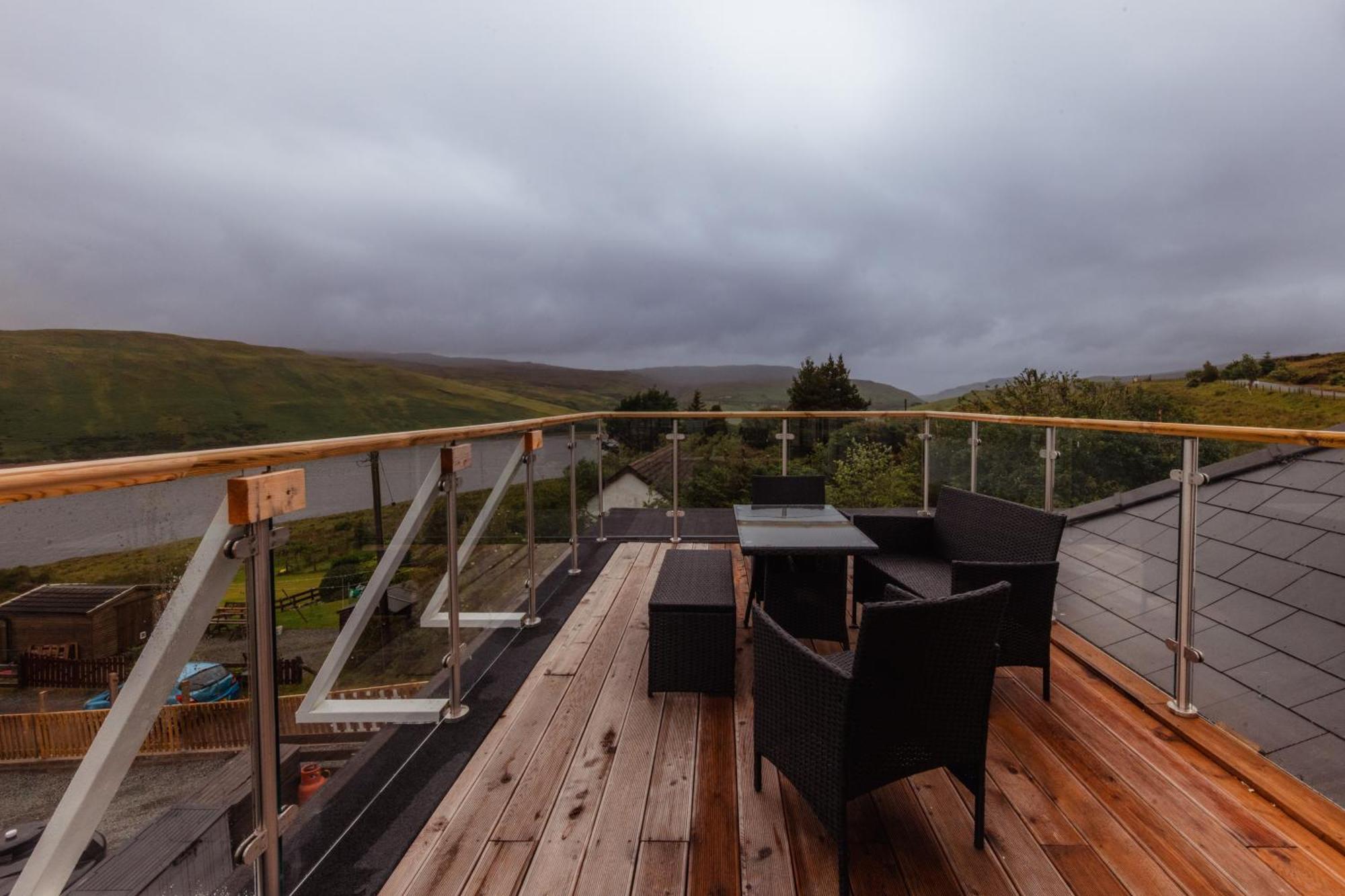 Luxury Cottage With Stunning Views By Fairy Pools 4 Carbost  Zewnętrze zdjęcie